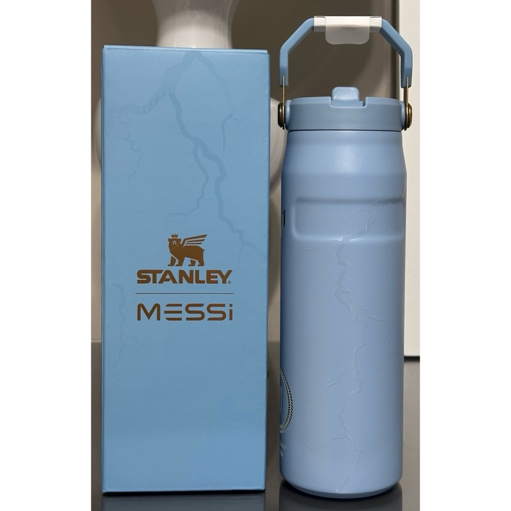 MESSI X STANLEY AEROLIGHT ICEFLOW FLIP STRAW 2.0 BOTTLE, 24OZ-MESSI STRIKER BLUE